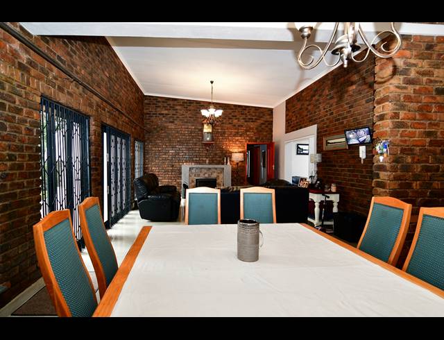 4 BEDROOM HOUSE FOR SALE IN ESSEXWOLD